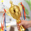 Taça de troféu de ouro de 11 polegadas para esportes 6