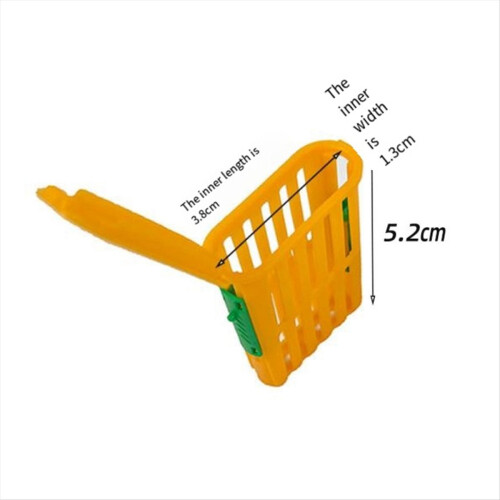 Beekeeper Plastic Bee Isolator Clip Beekeeper Breeding Tools 2