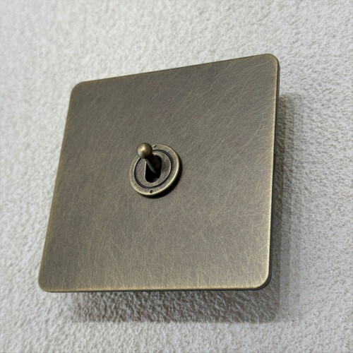 Przełącznik kołyskowy ścienny 220 V, gniazdko ścienne, F 2
