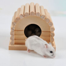 Kiefernholzhäuschen für Hamster: Das perfekte Versteck der Natur mit Rosmarin-Aroma