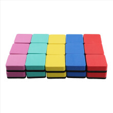 30 kusov umývateľnej a opakovane použiteľnej gumy na čistenie fixiek 5x5x2 cm