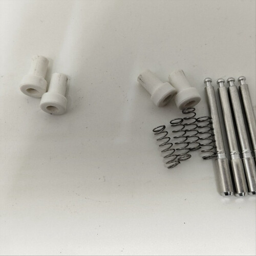 window parts replacement
window screen replacement 1