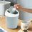 Mini cestino da tavolo con coperchio basculante, blu + verde + rosa, plastica 5