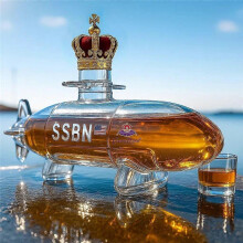 (Submarine B) 350 ml of whiskey carafe white -headed eagle, dachshund, owl, shaped bottle, eagle shaped