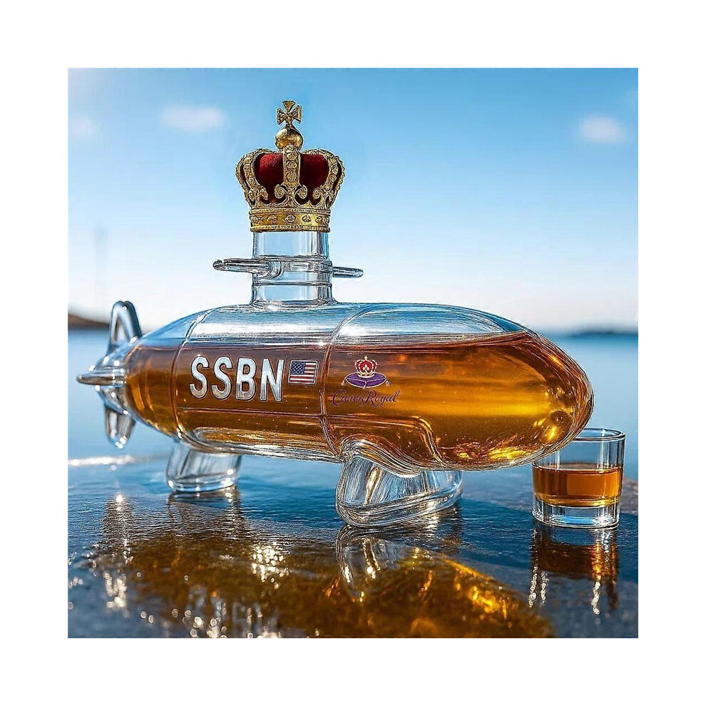 (Submarine B) 350 ml of whiskey carafe white -headed eagle, dachshund, owl, shaped bottle, eagle shaped
