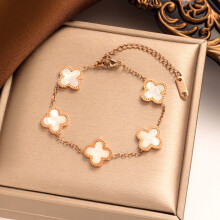 (Rose gold white shell) Titanium steel gold four-leaf clover mother-of-pearl bracelet, fashionable, simple and light luxury four-leaf clover forest style