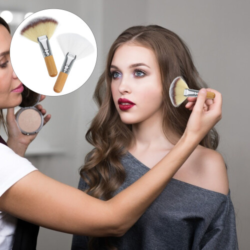 2 pcs fan makeup brushes for face highlighting and blush 2