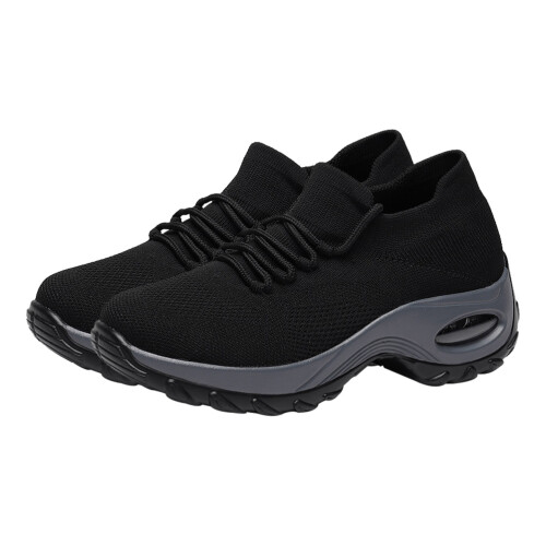 scarpe con suola spessa, uniche ed esecutive