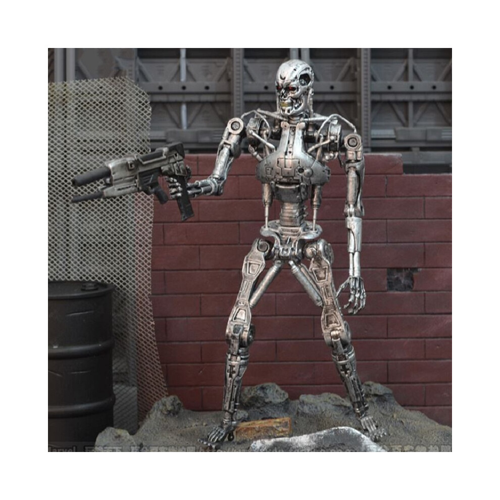 The Terminator Endoskeleton T800 With Plasma Rifle 7" Action Figure New In Box