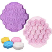Pcs 19 Cavities Honeycomb Pattern Silicone Soap Mold Cake Mold Reusable Non-Stick Mold for Handmade