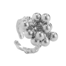 Stylish Large Petal Flower Rings for Women-white king 01