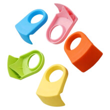 Pack of 5 Plastic Drink Clip Multifunctional Bottle Buckle