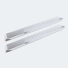 Lote de 2 rampas de carga de acero galvanizado con riel anticolisión 160 x 22,5 cm hasta 400 kg gris 3416052