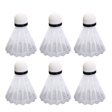 12 Plastic Badminton Shuttlecocks Voor En Buiten