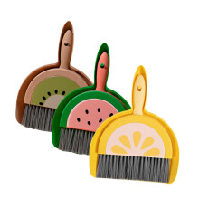 Fruit Themed Mini Dustpan And Brush Set 3-Set Compact Cleaning Tool For Home Office Car Pet Hair Cleanup Small Spaces