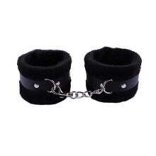 Punk Fluffy PU Leather Cuff Bracelet Ankle Shackles Adjustable One Size Black Z8G5 Restraint Belt