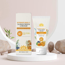 Hydrate Max-C Sunscreen Cream Extra Moist And Glows for Dry Skin 60g