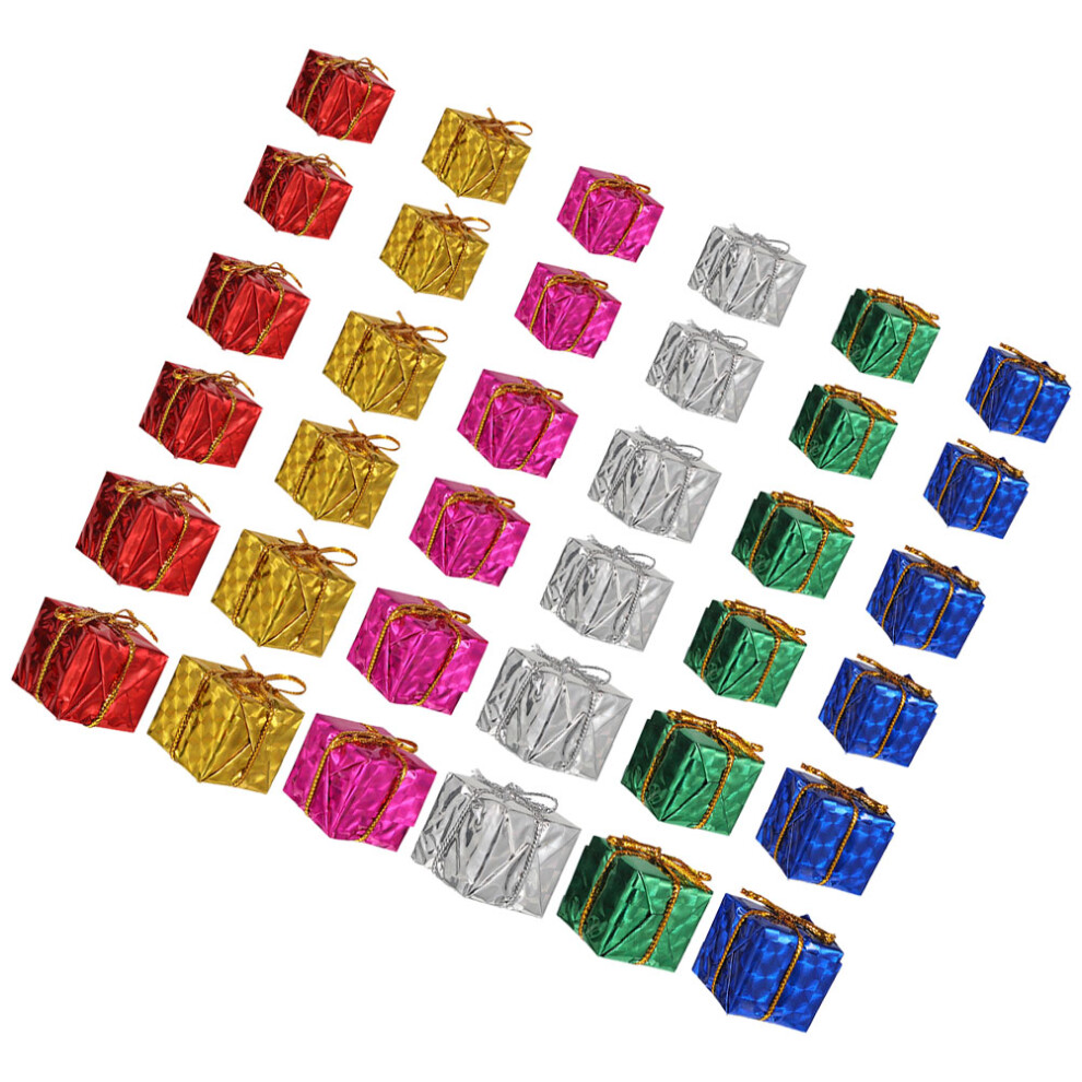 Zestaw OzdóB Choinkowych W KształCie Prezentu, Zawieszki śWiąTeczne-image