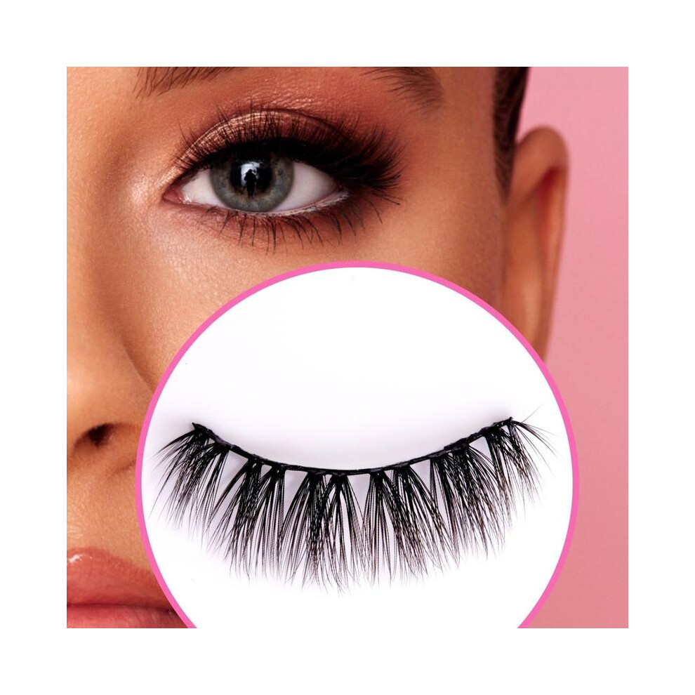 Cream (No.28) Peaches & False Eyelashes