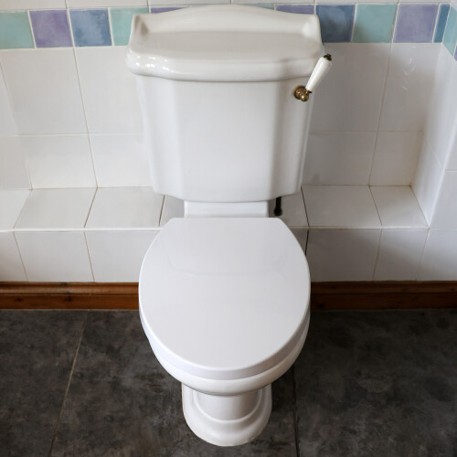 Actiasgear - Soft Close Toilet Seat 1