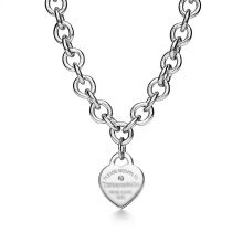 (Silver heart-shaped diamond necklace) New heart-shaped brand TO clasp fashionable necklaces in various styles