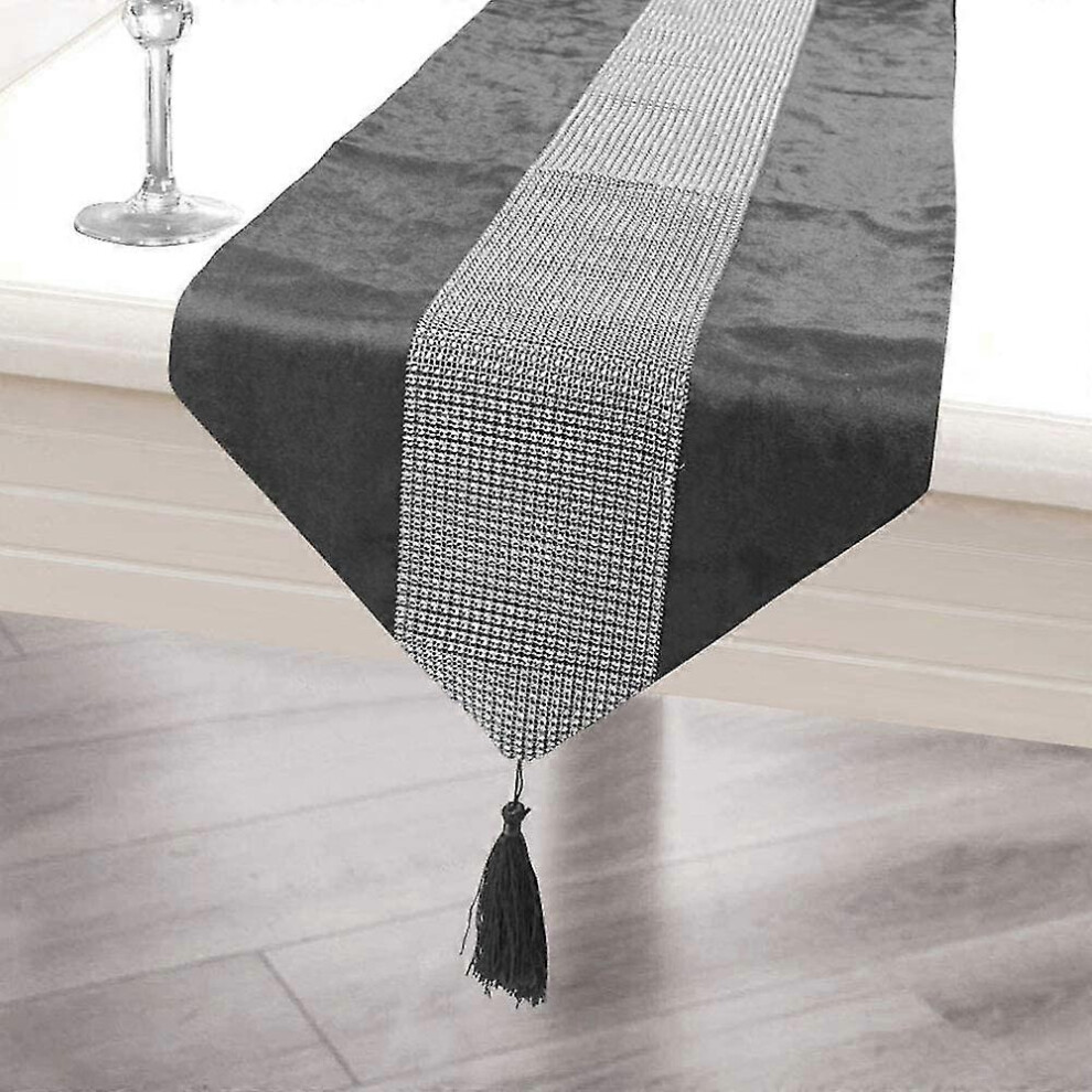 Christmas table runner in velvet and rhinestones