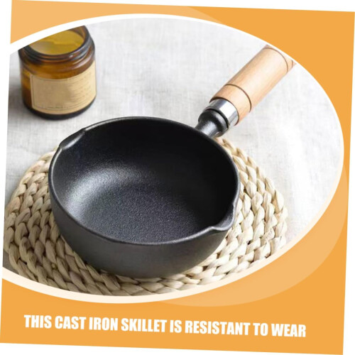 13cm Mini Omelette Pan Cast Iron Frying Skillet Egg Pan Pour Spout Small Kitchen 1