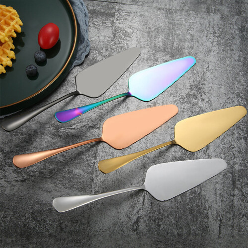 5pcs cake and pizza cutter for kitchen 2