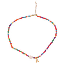Collana con ciondolo colorate