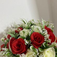 (Red and cream) Bunch of 24 roses Beautiful decoration flowers with many colours