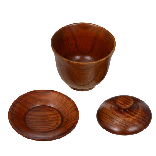 conjunto de de com tampa e cerâmica e madeira