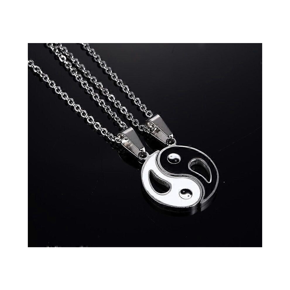 Kikidex (As Show, One Size) Friend Couple Bestie Necklaces Heart 2 Piece Gifts Women Teen Girls Friendship Bff Pendant Necklace Set Silver