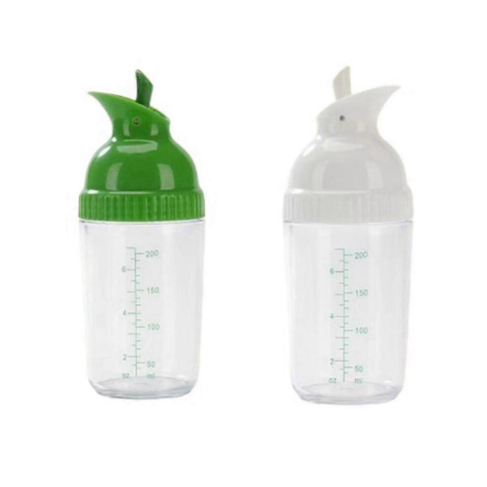 Salad dressing container, salad dressing bottles, salad dressing shaker to prevent salad dressing leaks
