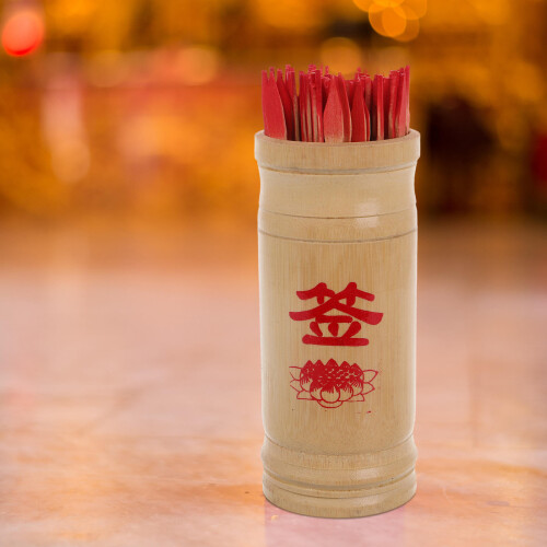 chinese bamboo fortune telling bucket for luck and divination 2