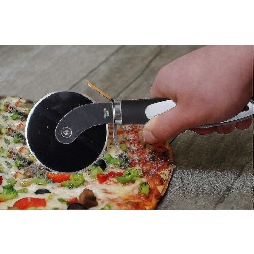 Pizza cutter wheel with blade guard, ultra sharp 1