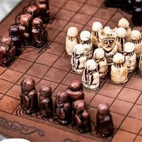 Luxury Travel Chess Set-Σακιέρα και Ρητίνες, Παιχνίδι στρατηγικής 2