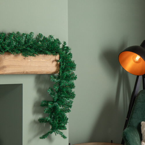 Samuel Alexander 2.7m Green Christmas Garland with 260 Tips 2