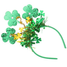 stirnband mit shamrock und quaste für st. patrick's day feiern