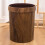 retro trash bucket with wood grain design, creative 1pc can 6
