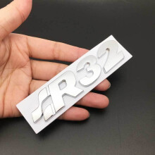 Metalowa naklejka z logo 3D R32 do modeli Golf 4, Golf 5, mk4, mk5, 2