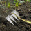 Scraper, Puller Tool Multipurpose Garden Tool For Aerating And Leveling Soil Portable Four-Teeth Garden Leveler 2