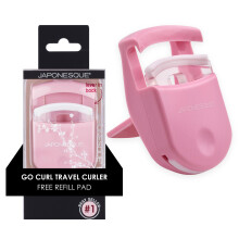 JAPONESQUE Reise-Wimpernzange Pink     Wimpernzange aus Kunststoff f   r Reise-Make-up     wird mit Bonus-Ersatz-Wimpernpad geliefert     1 Packung