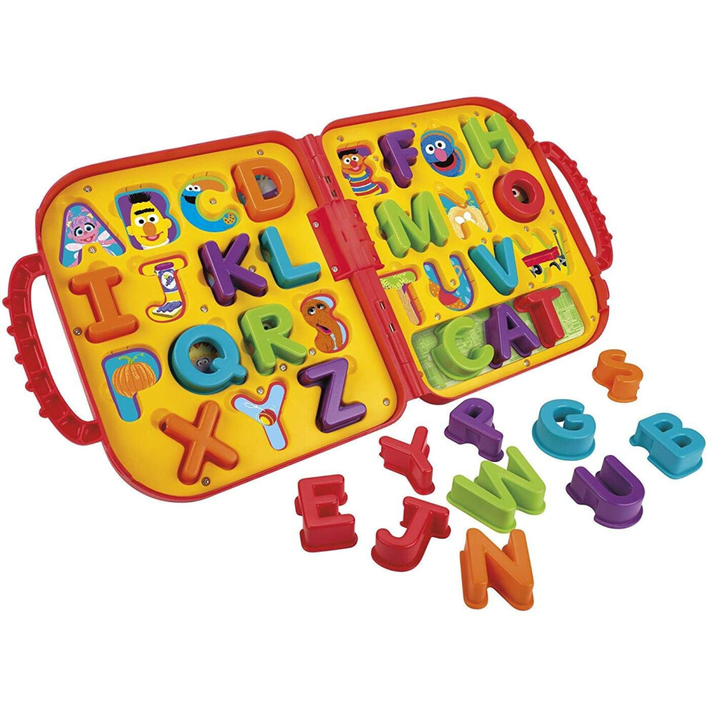 Photos - Educational Toy Sesame Street Elmo's On The Go Letters 24 x 36 Inch C3643 