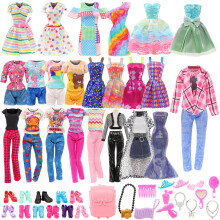 Barwa Lot 36 items 3 modejurken 3 casual tops en broekenoutfits 6 stuks mini-jurken met 1 tas 10 schoenen 13 accessoires voor 11,5 inch meisjespop ve