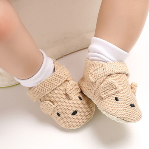 One Pair Practical Toddler Walking Shoes For Indoor Use 1