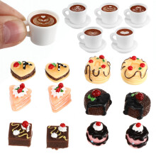 1 Set Miniaturküche Mit Kuchen Und Kaffeetassen Für Puppenhaus