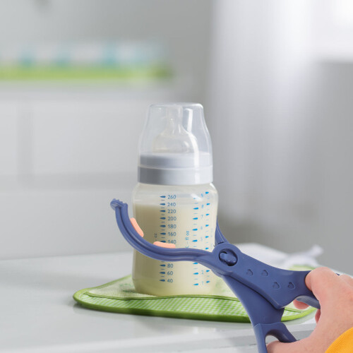 2Pcs Non Slip Infant Milk Bottle Clamps Multi Function Feeding Clamp 1