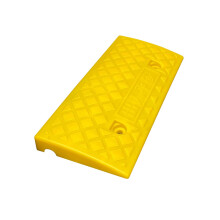 Lightweight Curb Ramp Portable Kerb Ramp Step Mat Foot Ramp For Garage Yellow 49x22x5cm PVC Thickened Base