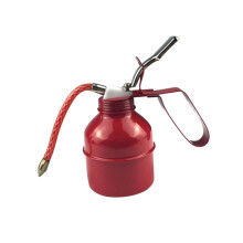 Flexible Oil Filling Tool Iron Oil Can With Bendable Spout Dark Red 18.2x18.2x16.7 CM For Motorcycle And Household Use