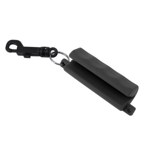 Silicone and Plastic Clip Arrow Puller for Versatile Bow Use in Black 2